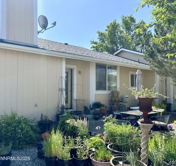 1171 White Oak, Minden, Nevada 89423, 3 Bedrooms Bedrooms, ,2 BathroomsBathrooms,Residential,Residential,White Oak,250050788