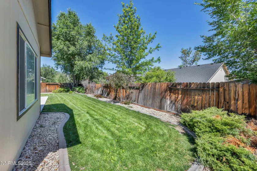 1429 Cheddington, Gardnerville, Nevada 89410, 3 Bedrooms Bedrooms, ,2 BathroomsBathrooms,Residential,Residential,Cheddington,250054593
