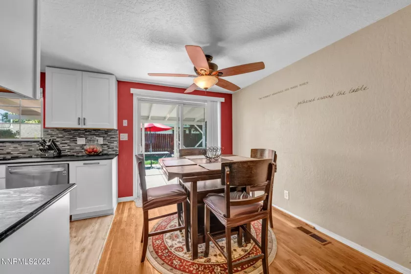 2100 6th, Reno, Nevada 89503, 3 Bedrooms Bedrooms, ,2 BathroomsBathrooms,Residential,Residential,6th,250053431