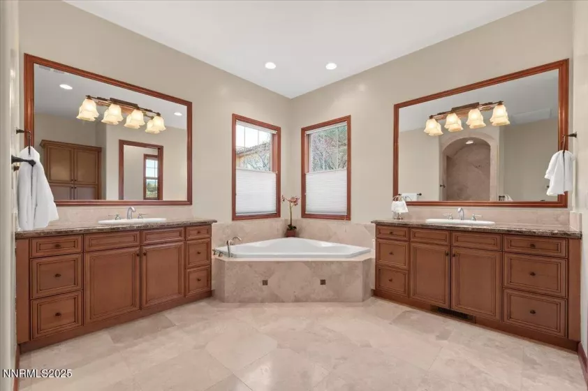 13005 Silver Wolf, Reno, Nevada 89511, 4 Bedrooms Bedrooms, ,5 BathroomsBathrooms,Residential,Residential,Silver Wolf,250054595