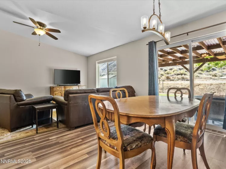 116 Ave De La Bleu De Clair, Sparks, Nevada 89434, 3 Bedrooms Bedrooms, ,2 BathroomsBathrooms,Residential,Residential,Ave De La Bleu De Clair,250054598