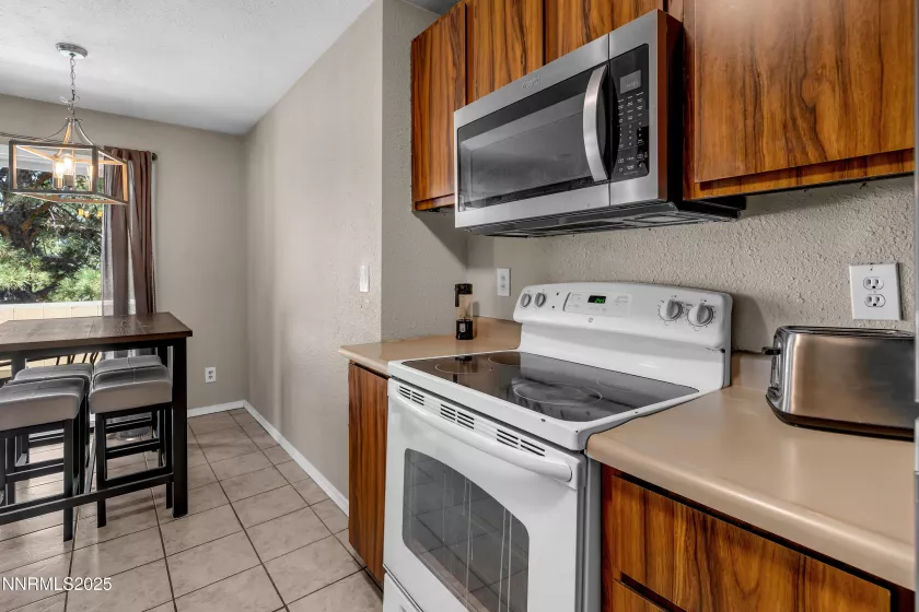 3895 Leonesio, Reno, Nevada 89512, 2 Bedrooms Bedrooms, ,2 BathroomsBathrooms,Residential,Residential,Leonesio,250054601