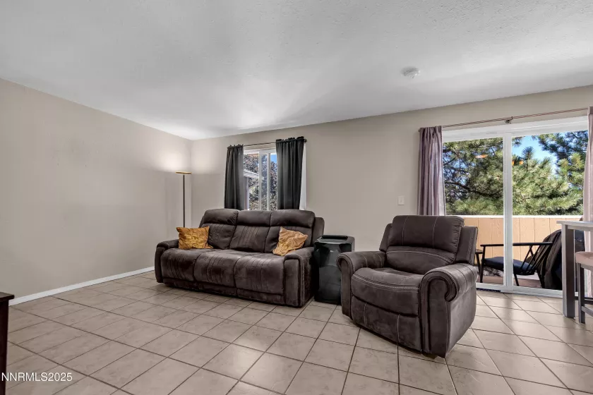 3895 Leonesio, Reno, Nevada 89512, 2 Bedrooms Bedrooms, ,2 BathroomsBathrooms,Residential,Residential,Leonesio,250054601