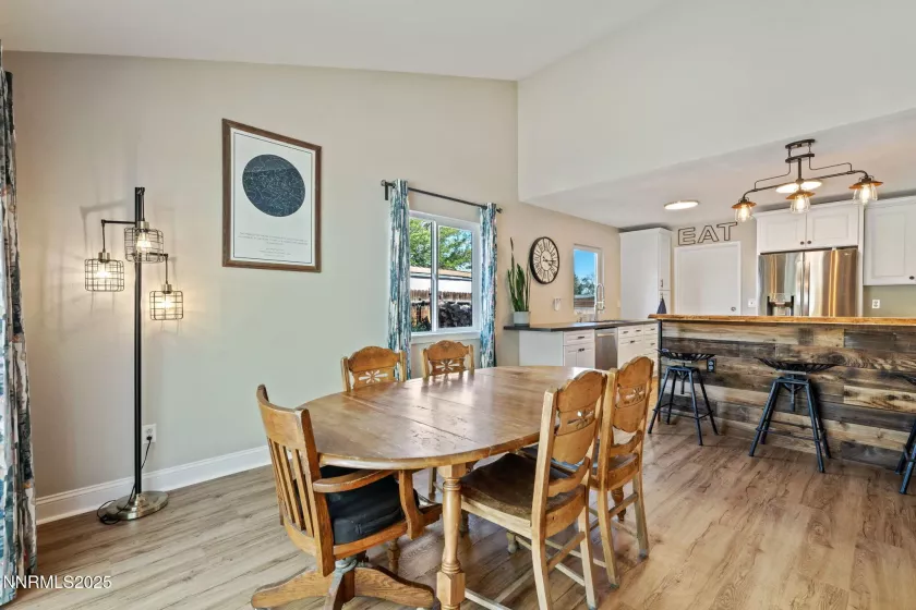1530 Geary, Reno, Nevada 89503, 3 Bedrooms Bedrooms, ,2 BathroomsBathrooms,Residential,Residential,Geary,250054605