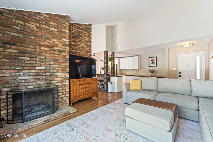 1530 Geary, Reno, Nevada 89503, 3 Bedrooms Bedrooms, ,2 BathroomsBathrooms,Residential,Residential,Geary,250054605