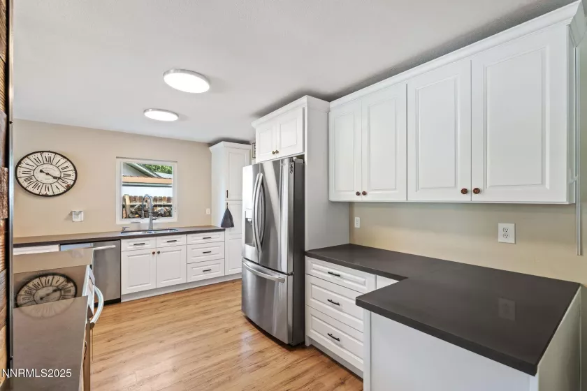 1530 Geary, Reno, Nevada 89503, 3 Bedrooms Bedrooms, ,2 BathroomsBathrooms,Residential,Residential,Geary,250054605