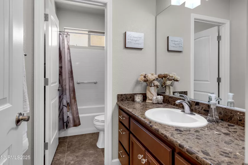 17930 Sunset Peak, Reno, Nevada 89508, 3 Bedrooms Bedrooms, ,2 BathroomsBathrooms,Residential,Residential,Sunset Peak,250054612