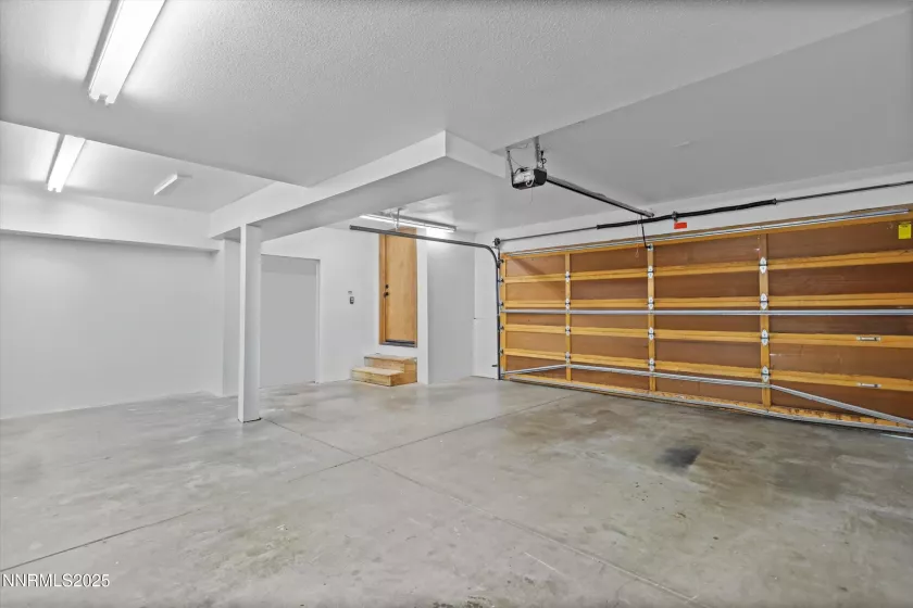 3602 Hemlock, Reno, Nevada 89509, 3 Bedrooms Bedrooms, ,3 BathroomsBathrooms,Residential,Residential,Hemlock,250054614