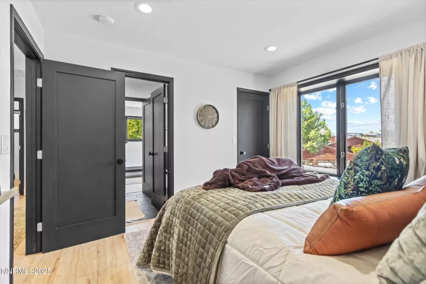 3602 Hemlock, Reno, Nevada 89509, 3 Bedrooms Bedrooms, ,3 BathroomsBathrooms,Residential,Residential,Hemlock,250054614