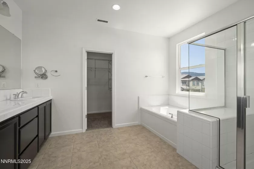 1960 Hope Valley, Reno, Nevada 89521, 3 Bedrooms Bedrooms, ,3 BathroomsBathrooms,Residential,Residential,Hope Valley,250054616