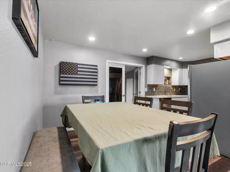 327 Burntwood, Fallon, Nevada 89406, 3 Bedrooms Bedrooms, ,2 BathroomsBathrooms,Residential,Residential,Burntwood,250054617
