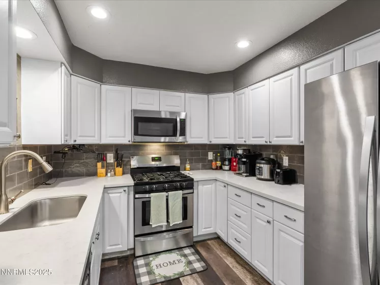 327 Burntwood, Fallon, Nevada 89406, 3 Bedrooms Bedrooms, ,2 BathroomsBathrooms,Residential,Residential,Burntwood,250054617