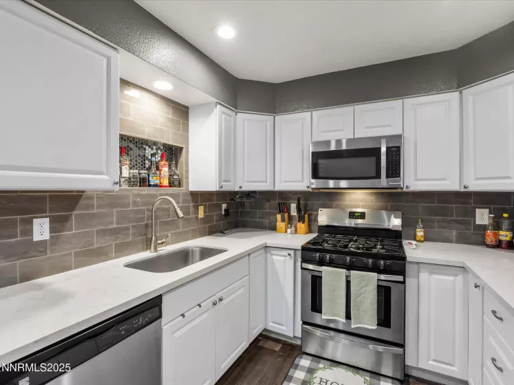 327 Burntwood, Fallon, Nevada 89406, 3 Bedrooms Bedrooms, ,2 BathroomsBathrooms,Residential,Residential,Burntwood,250054617