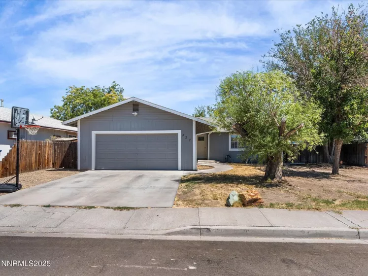 327 Burntwood, Fallon, Nevada 89406, 3 Bedrooms Bedrooms, ,2 BathroomsBathrooms,Residential,Residential,Burntwood,250054617