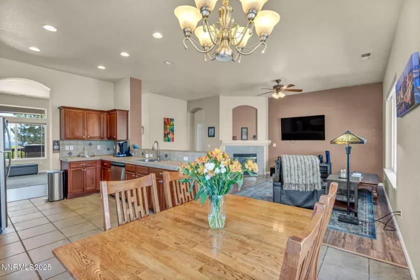 1447 Orca, Reno, Nevada 89506, 3 Bedrooms Bedrooms, ,2 BathroomsBathrooms,Residential,Residential,Orca,250054619