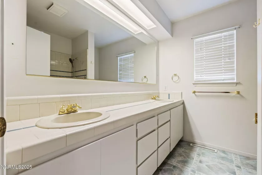 4800 5th, Carson City, Nevada 89701, 3 Bedrooms Bedrooms, ,3 BathroomsBathrooms,Residential,Residential,5th,250054620
