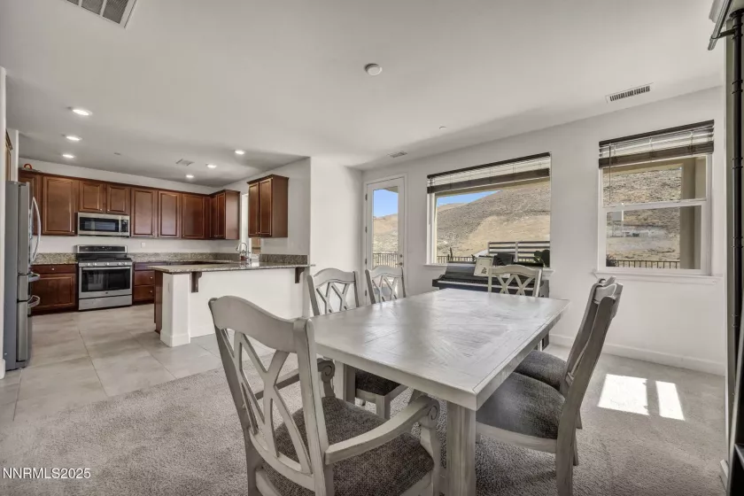 3238 Vincinato, Sparks, Nevada 89434, 4 Bedrooms Bedrooms, ,3 BathroomsBathrooms,Residential,Residential,Vincinato,250054621