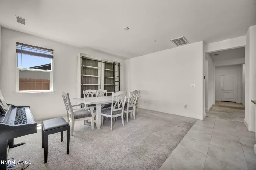 3238 Vincinato, Sparks, Nevada 89434, 4 Bedrooms Bedrooms, ,3 BathroomsBathrooms,Residential,Residential,Vincinato,250054621