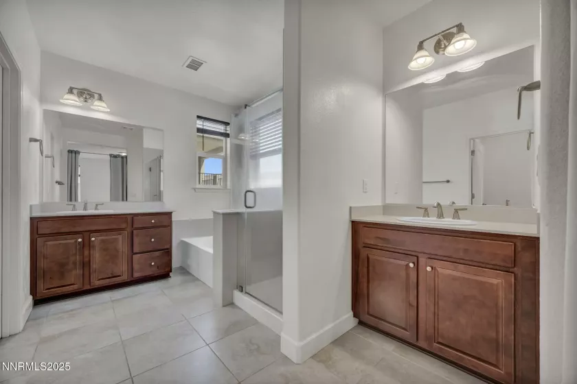 3238 Vincinato, Sparks, Nevada 89434, 4 Bedrooms Bedrooms, ,3 BathroomsBathrooms,Residential,Residential,Vincinato,250054621