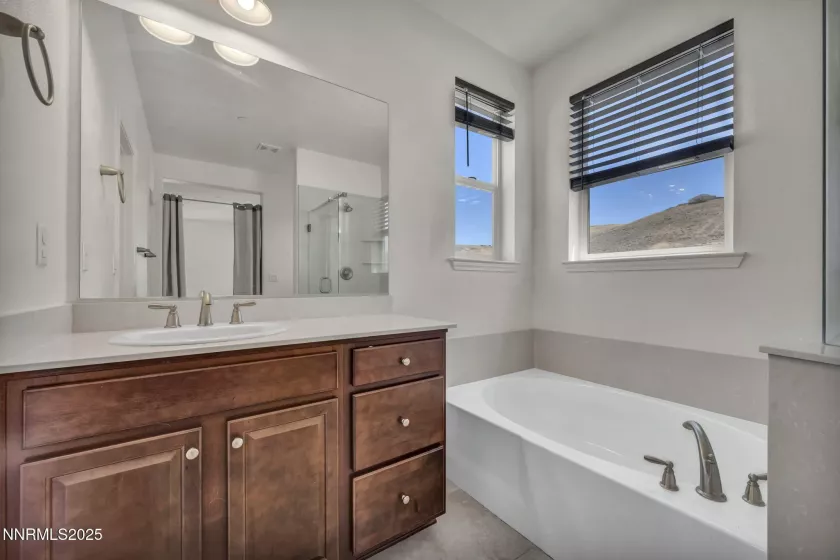 3238 Vincinato, Sparks, Nevada 89434, 4 Bedrooms Bedrooms, ,3 BathroomsBathrooms,Residential,Residential,Vincinato,250054621