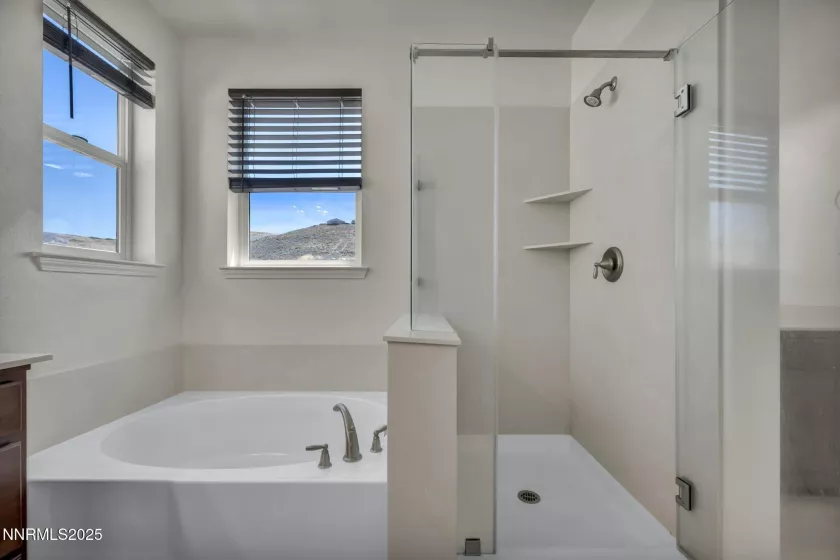 3238 Vincinato, Sparks, Nevada 89434, 4 Bedrooms Bedrooms, ,3 BathroomsBathrooms,Residential,Residential,Vincinato,250054621