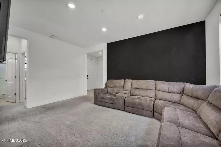 3238 Vincinato, Sparks, Nevada 89434, 4 Bedrooms Bedrooms, ,3 BathroomsBathrooms,Residential,Residential,Vincinato,250054621
