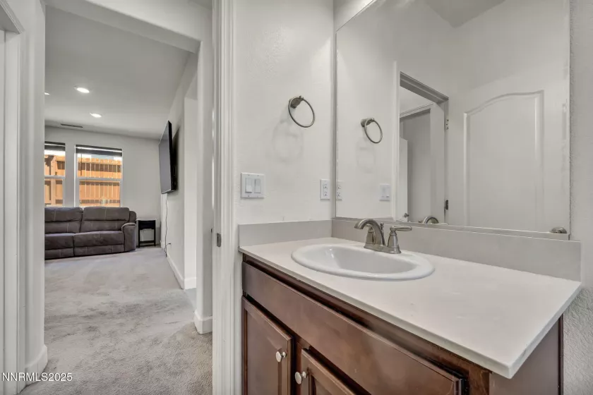 3238 Vincinato, Sparks, Nevada 89434, 4 Bedrooms Bedrooms, ,3 BathroomsBathrooms,Residential,Residential,Vincinato,250054621