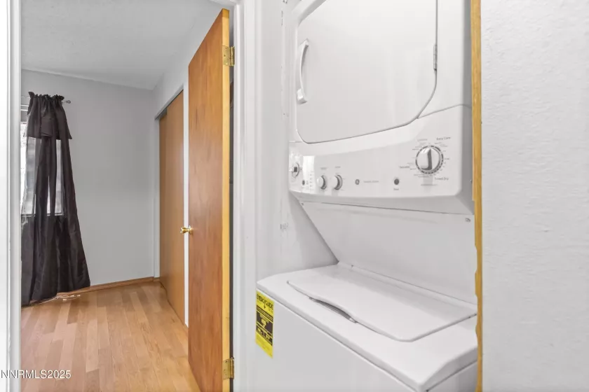 1420 Selmi, Reno, Nevada 89512, 2 Bedrooms Bedrooms, ,2 BathroomsBathrooms,Residential,Residential,Selmi,250054622