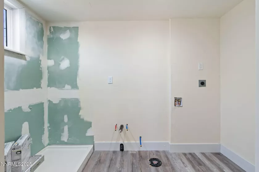 1868 Fife, Reno, Nevada 89512, 3 Bedrooms Bedrooms, ,1 BathroomBathrooms,Residential,Residential,Fife,250054623