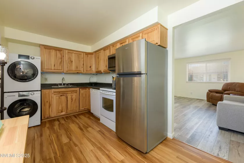 1120 Curry, Carson City, Nevada 89703, 2 Bedrooms Bedrooms, ,1 BathroomBathrooms,Residential,Residential,Curry,250054624