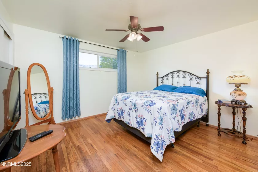 1120 Curry, Carson City, Nevada 89703, 2 Bedrooms Bedrooms, ,1 BathroomBathrooms,Residential,Residential,Curry,250054624