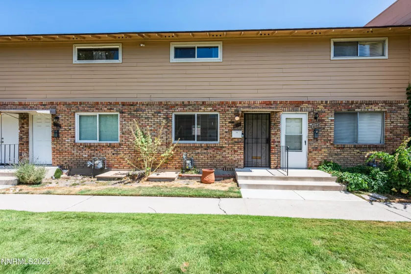 1120 Curry, Carson City, Nevada 89703, 2 Bedrooms Bedrooms, ,1 BathroomBathrooms,Residential,Residential,Curry,250054624