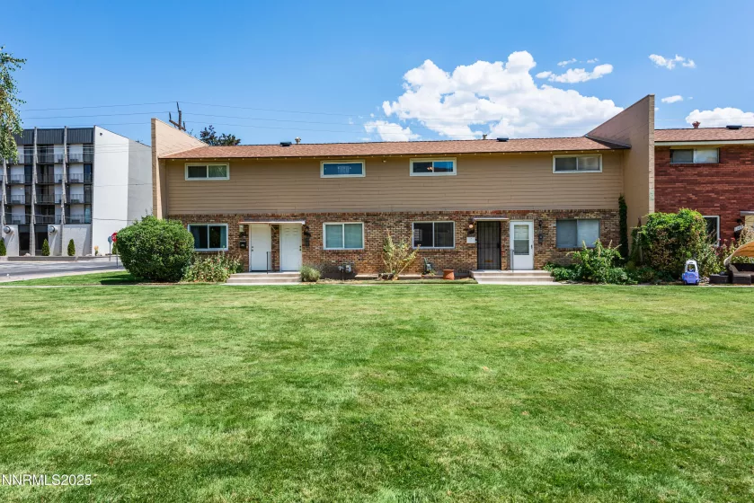 1120 Curry, Carson City, Nevada 89703, 2 Bedrooms Bedrooms, ,1 BathroomBathrooms,Residential,Residential,Curry,250054624