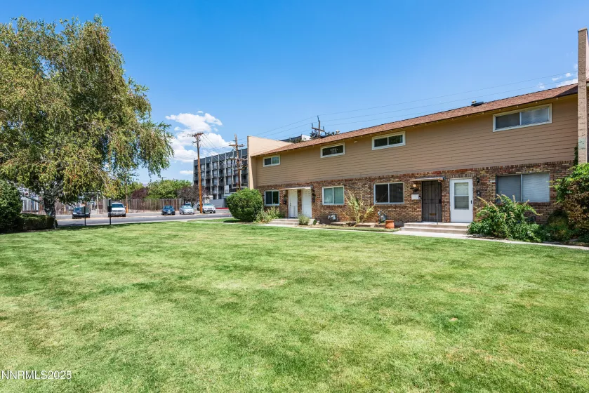 1120 Curry, Carson City, Nevada 89703, 2 Bedrooms Bedrooms, ,1 BathroomBathrooms,Residential,Residential,Curry,250054624