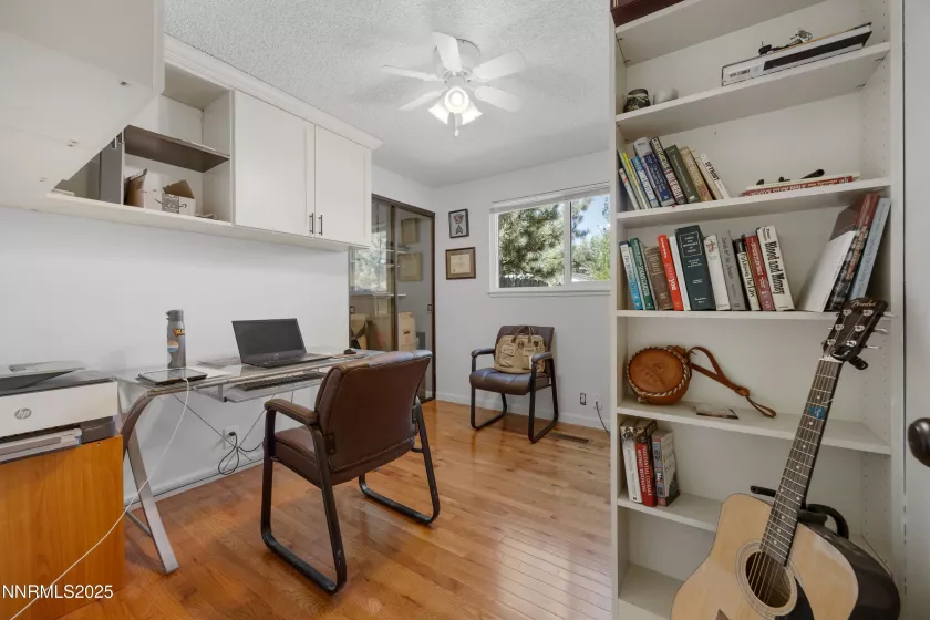 3221 Edna, Sparks, Nevada 89431, 3 Bedrooms Bedrooms, ,2 BathroomsBathrooms,Residential,Residential,Edna,250054625
