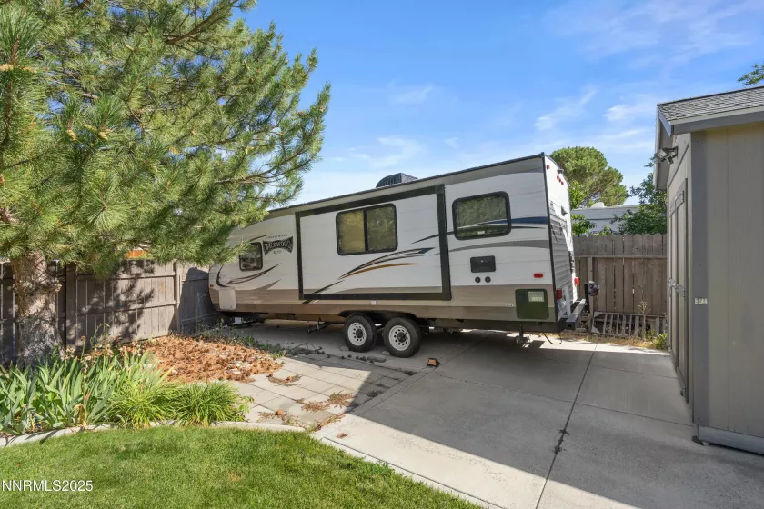 3221 Edna, Sparks, Nevada 89431, 3 Bedrooms Bedrooms, ,2 BathroomsBathrooms,Residential,Residential,Edna,250054625