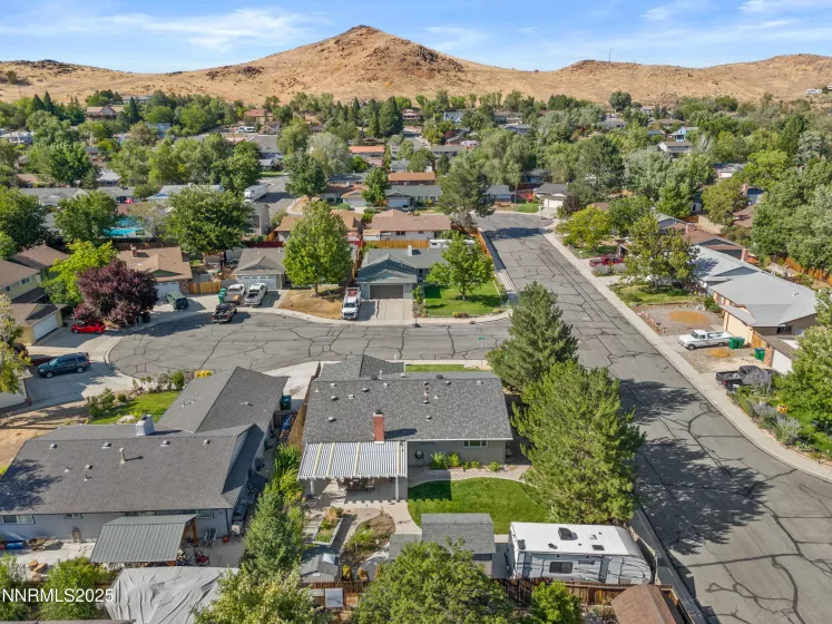 3221 Edna, Sparks, Nevada 89431, 3 Bedrooms Bedrooms, ,2 BathroomsBathrooms,Residential,Residential,Edna,250054625
