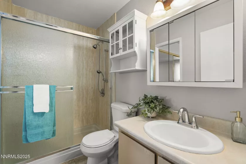 1056 Bradley, Sparks, Nevada 89434, 2 Bedrooms Bedrooms, ,2 BathroomsBathrooms,Residential,Residential,Bradley,250054627
