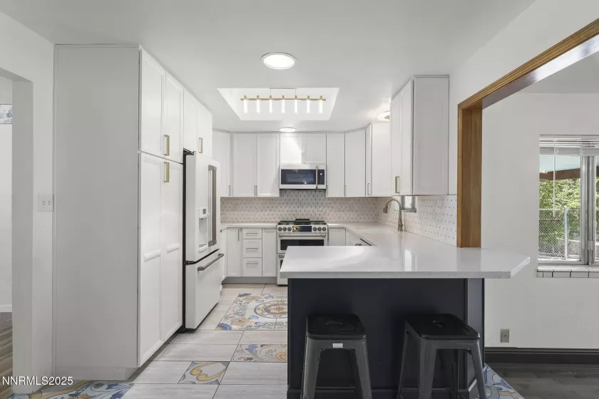 330 Sunset, Reno, Nevada 89509, 4 Bedrooms Bedrooms, ,3 BathroomsBathrooms,Residential,Residential,Sunset,250054628