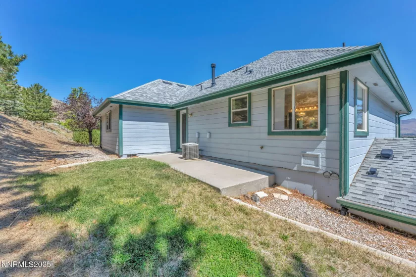 1046 Crain, Carson City, Nevada 89703, 3 Bedrooms Bedrooms, ,3 BathroomsBathrooms,Residential,Residential,Crain,250054631