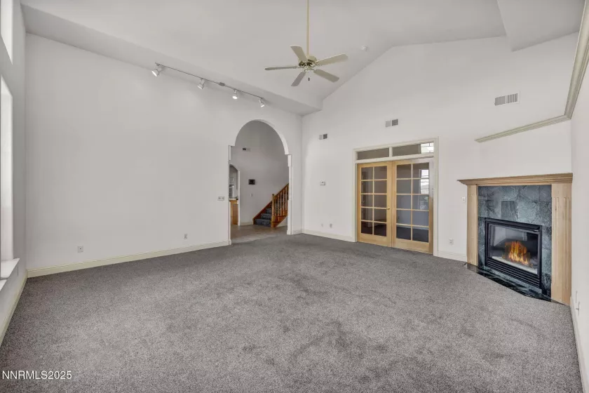 1046 Crain, Carson City, Nevada 89703, 3 Bedrooms Bedrooms, ,3 BathroomsBathrooms,Residential,Residential,Crain,250054631