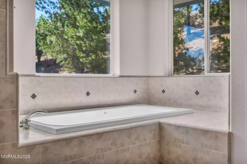 1046 Crain, Carson City, Nevada 89703, 3 Bedrooms Bedrooms, ,3 BathroomsBathrooms,Residential,Residential,Crain,250054631