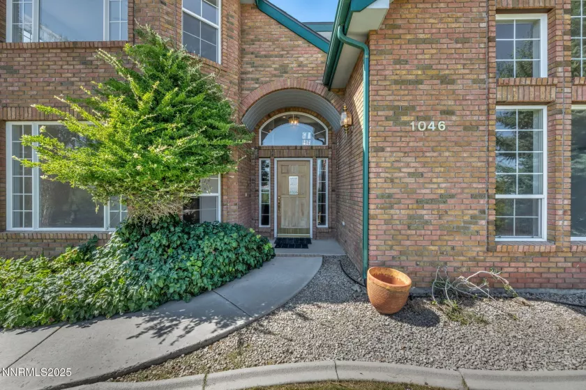 1046 Crain, Carson City, Nevada 89703, 3 Bedrooms Bedrooms, ,3 BathroomsBathrooms,Residential,Residential,Crain,250054631