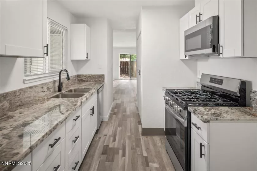 10038 Humite, Reno, Nevada 89506, 3 Bedrooms Bedrooms, ,1 BathroomBathrooms,Residential,Residential,Humite,250053922