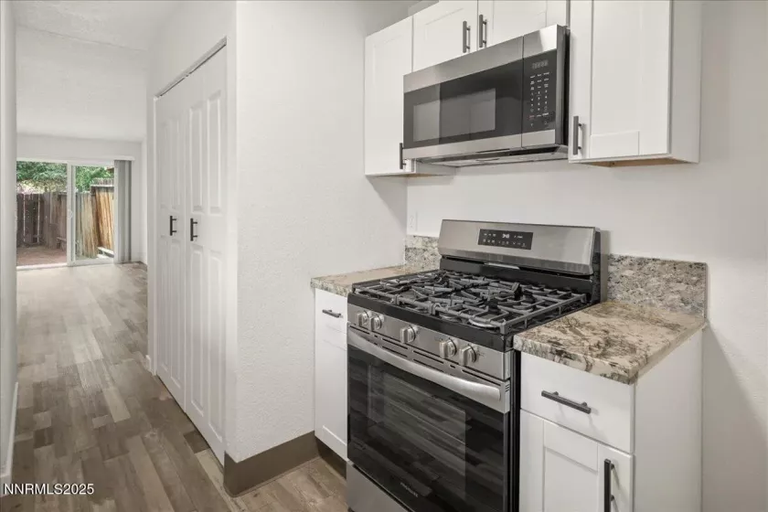 10038 Humite, Reno, Nevada 89506, 3 Bedrooms Bedrooms, ,1 BathroomBathrooms,Residential,Residential,Humite,250053922