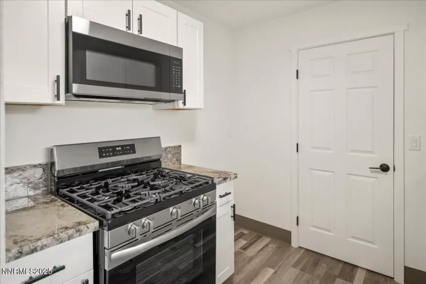 10038 Humite, Reno, Nevada 89506, 3 Bedrooms Bedrooms, ,1 BathroomBathrooms,Residential,Residential,Humite,250053922