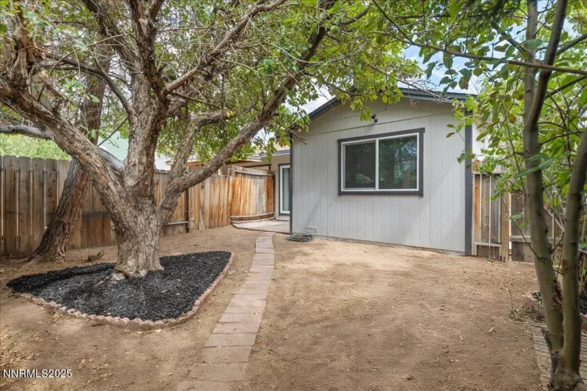 10038 Humite, Reno, Nevada 89506, 3 Bedrooms Bedrooms, ,1 BathroomBathrooms,Residential,Residential,Humite,250053922