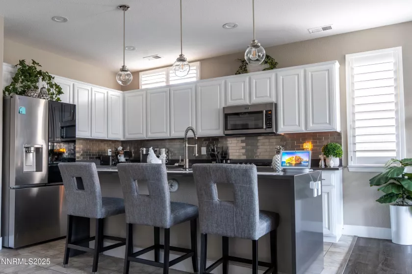 1681 Emerald Bay, Reno, Nevada 89521, 4 Bedrooms Bedrooms, ,3 BathroomsBathrooms,Residential,Residential,Emerald Bay,250054656