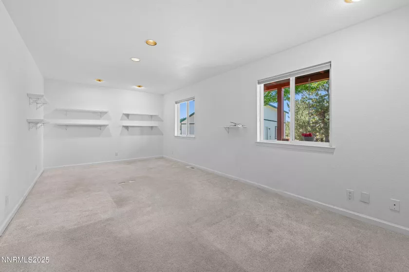1595 Lindsay, Minden, Nevada 89423, 2 Bedrooms Bedrooms, ,3 BathroomsBathrooms,Residential,Residential,Lindsay,250054655