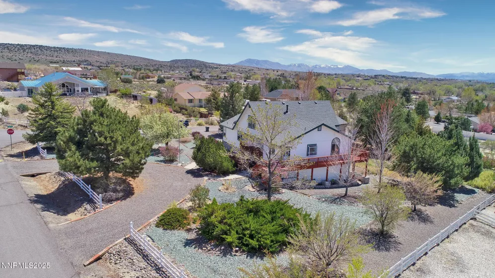 1595 Lindsay, Minden, Nevada 89423, 2 Bedrooms Bedrooms, ,3 BathroomsBathrooms,Residential,Residential,Lindsay,250054655